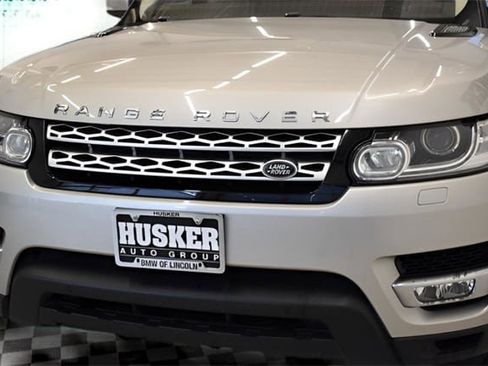 Used 2017 Land Rover Range Rover Sport HSE image 31