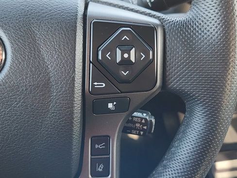 Used 2021 Toyota Tacoma TRD Off-Road w/ Technology Package image 12