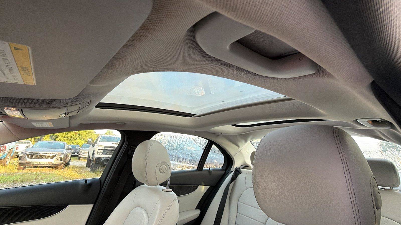 Used 2017 Mercedes-Benz C 300 Sedan image 3