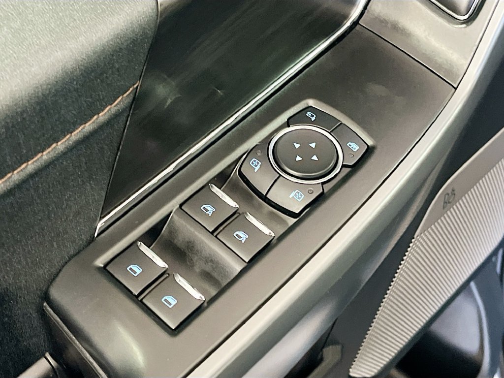 Used 2025 Ford F150 Lariat w/ FX4 Off-Road Package AWD/4WD image 18