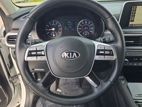 Used 2020 Kia Telluride EX w/ Towing Package FWD image 26