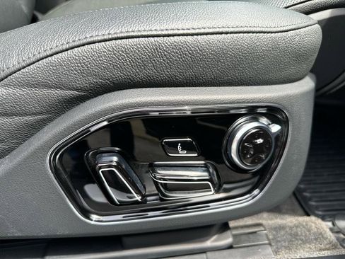 Used 2017 Audi A8 L 3.0T w/ Executive Package image 5