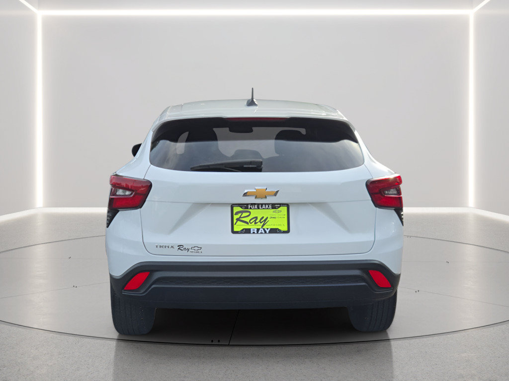 Certified 2024 Chevrolet Trax LS FWD image 14
