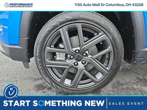 New 2026 Jeep Compass Latitude image 9