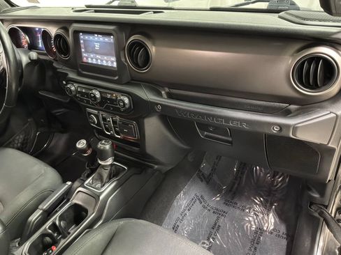 Used 2020 Jeep Wrangler Unlimited Sport S AWD/4WD image 17
