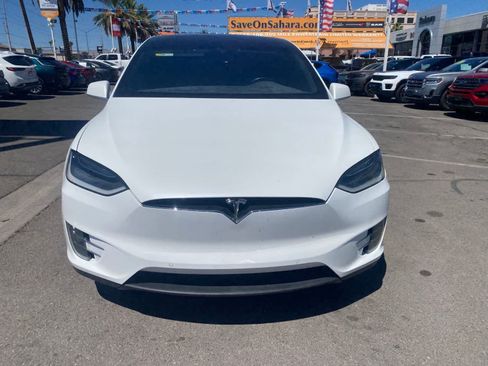 Used 2016 Tesla Model X Performance AWD/4WD image 3