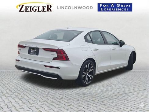Used 2024 Volvo S60 B5 Core FWD image 9