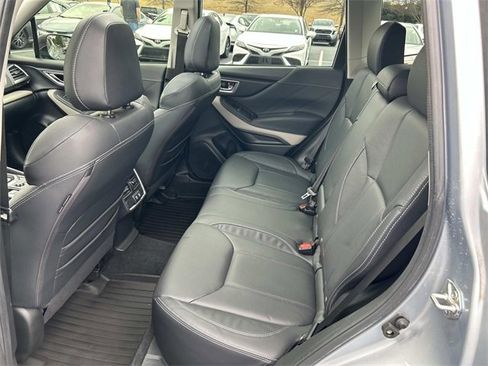 Used 2022 Subaru Forester Limited image 19