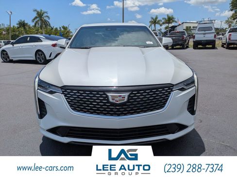 Used 2023 Cadillac CT4 Luxury RWD image 7