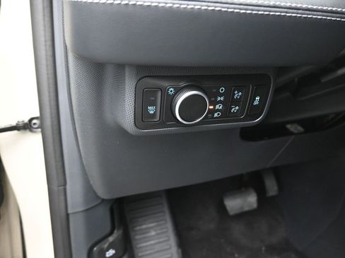 New 2025 Ford Mustang Mach-E Select image 21