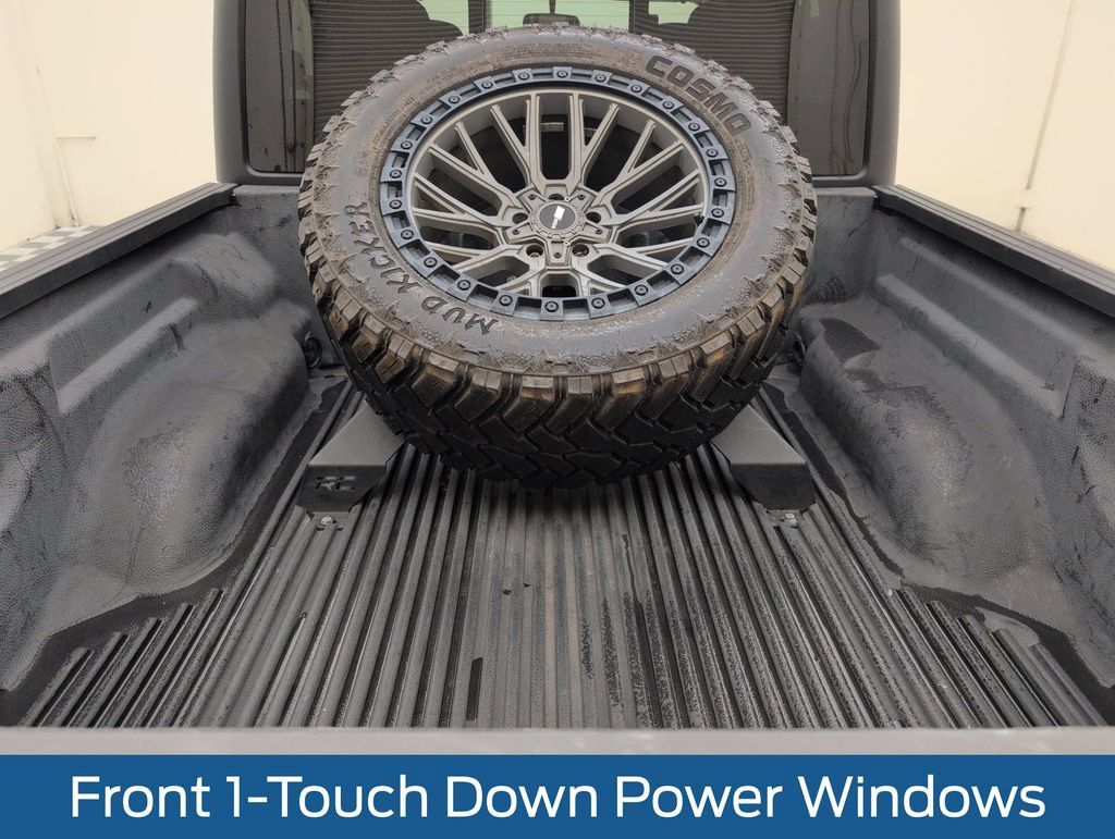 Used 2023 Jeep Gladiator Sport AWD/4WD image 21