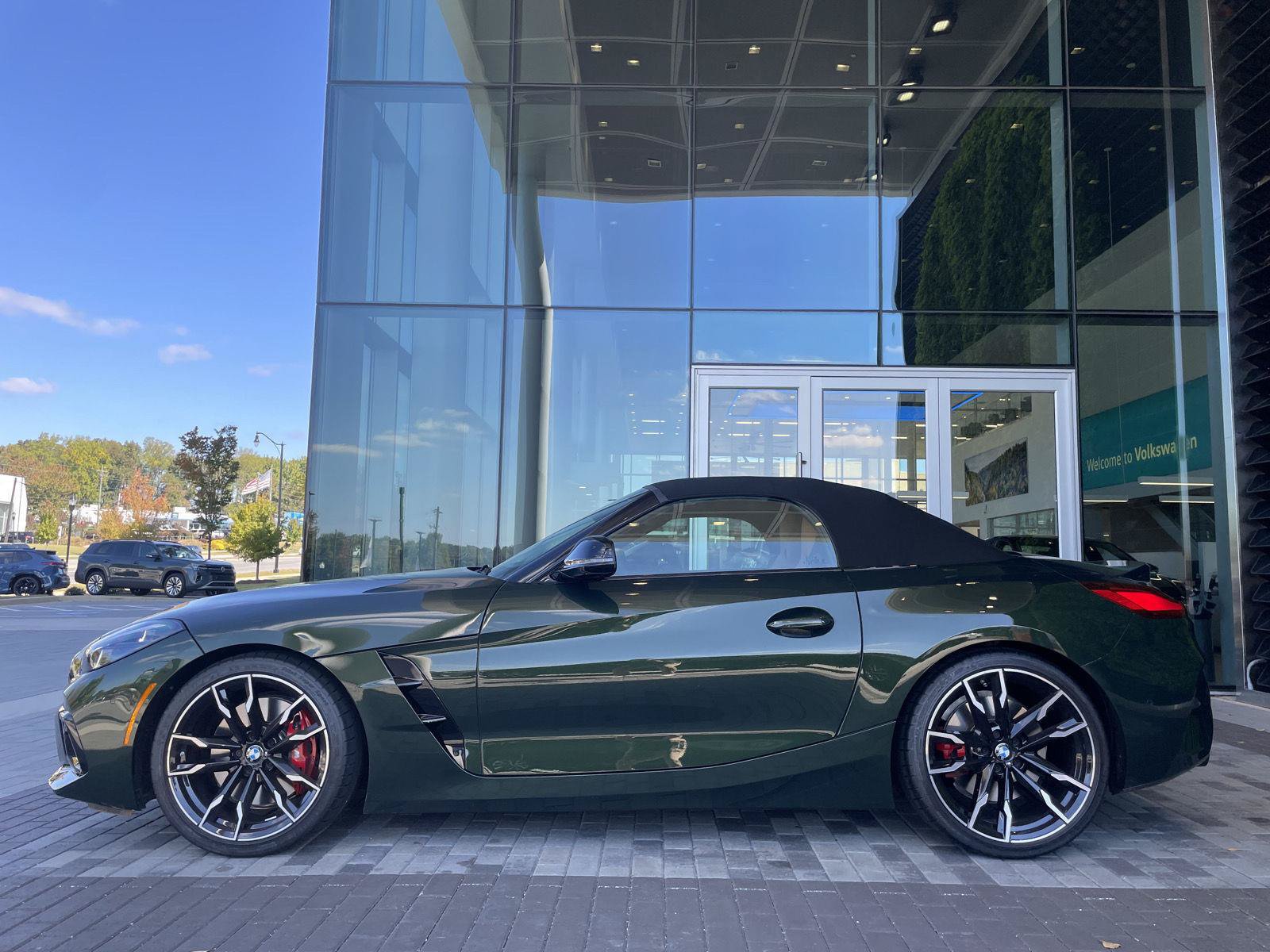 Used 2026 BMW Z4 M40i w/ Premium Package RWD image 24