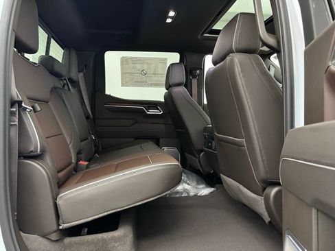 New 2026 GMC Sierra 1500 Denali AWD/4WD image 38
