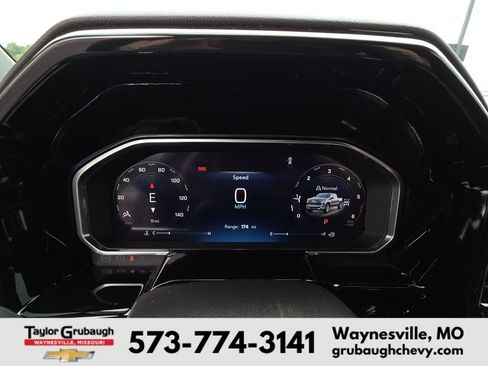 New 2026 Chevrolet Silverado 1500 RST w/ Convenience Package II AWD/4WD image 17