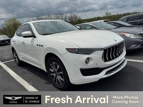 Used 2020 Maserati Levante GranLusso image 1