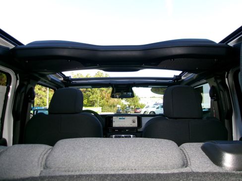 New 2026 Jeep Wrangler Unlimited Sport image 17