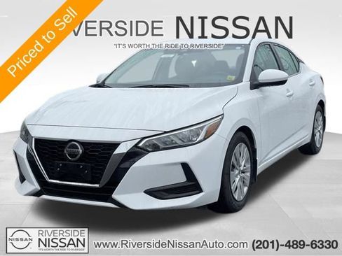 Certified 2023 Nissan Sentra S FWD image 1