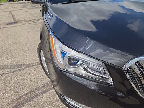 Used 2015 Buick LaCrosse FWD image 10