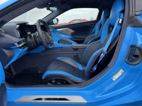 Certified 2024 Chevrolet Corvette Stingray Premium Cpe image 17