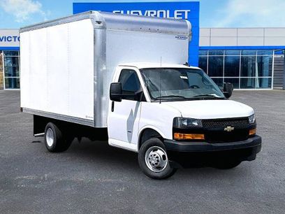 New 2025 Chevrolet Express 3500 w/ Driver Convenience Package