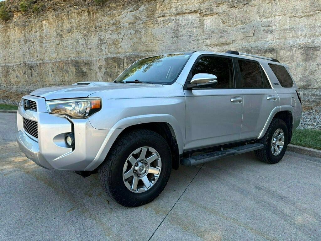 Used 2016 Toyota 4Runner Trail Premium AWD/4WD image 6