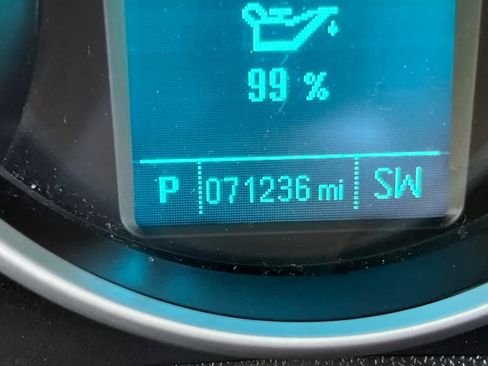 Used 2016 Chevrolet Cruze LT FWD image 26