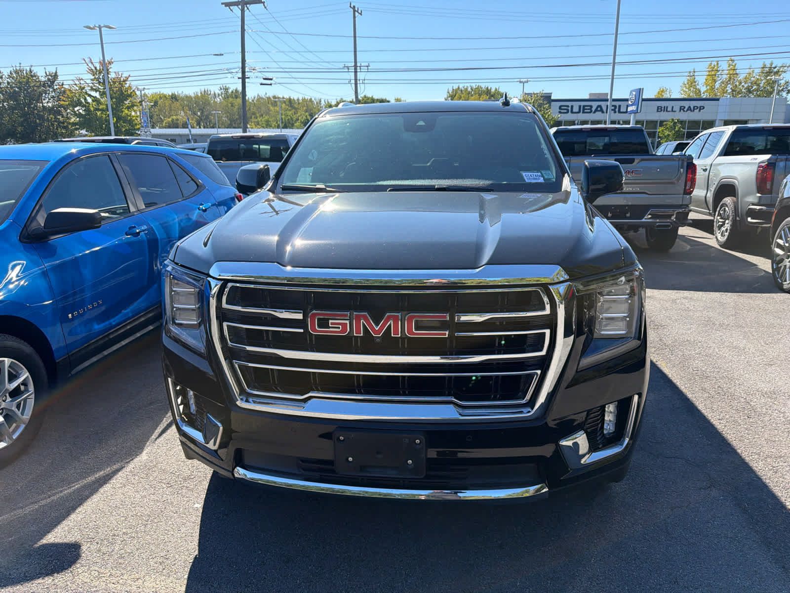Used 2023 GMC Yukon SLT w/ SLT Premium Package AWD/4WD image 5