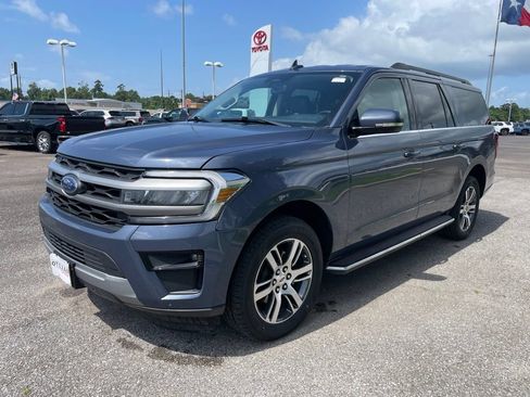 Used 2023 Ford Expedition Max XLT RWD image 4
