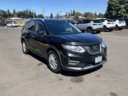 Used 2019 Nissan Rogue SV FWD image 7