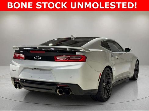 Used 2018 Chevrolet Camaro ZL1 image 3