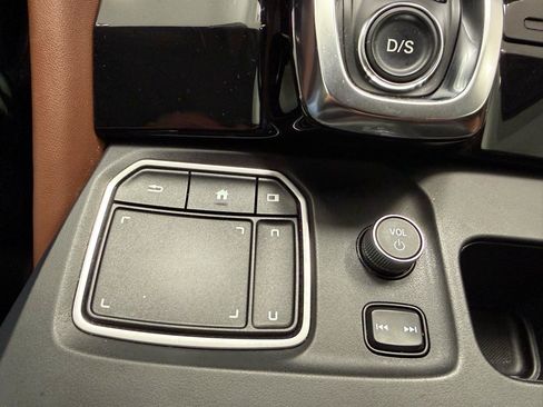 Used 2022 Acura MDX w/ Technology Package FWD image 28