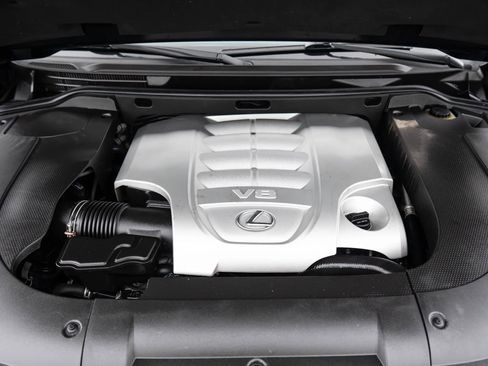 Used 2015 Lexus LX 570 4WD image 57