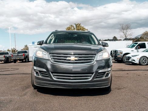 Used 2015 Chevrolet Traverse LTZ image 2