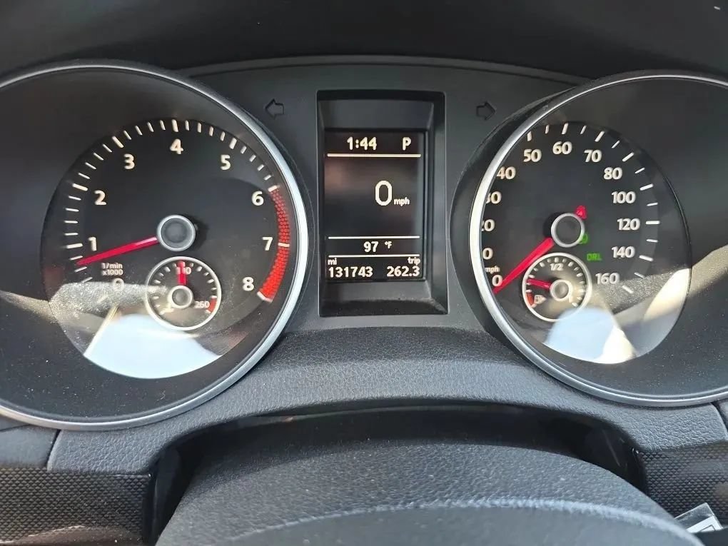 Used 2013 Volkswagen Jetta SE FWD image 18