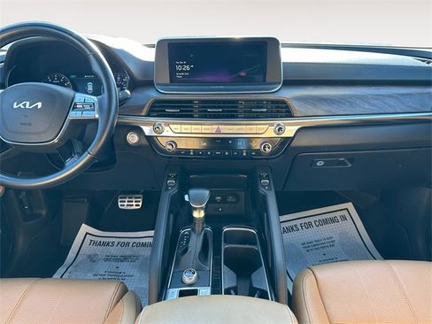 Used 2022 Kia Telluride SX w/ Towing Package image 11