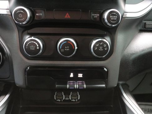 Used 2022 RAM 1500 Big Horn image 23