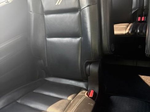 Used 2020 Dodge Durango R/T w/ Blacktop Package AWD/4WD image 17