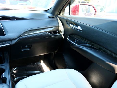 Used 2019 Cadillac XT4 Sport image 37