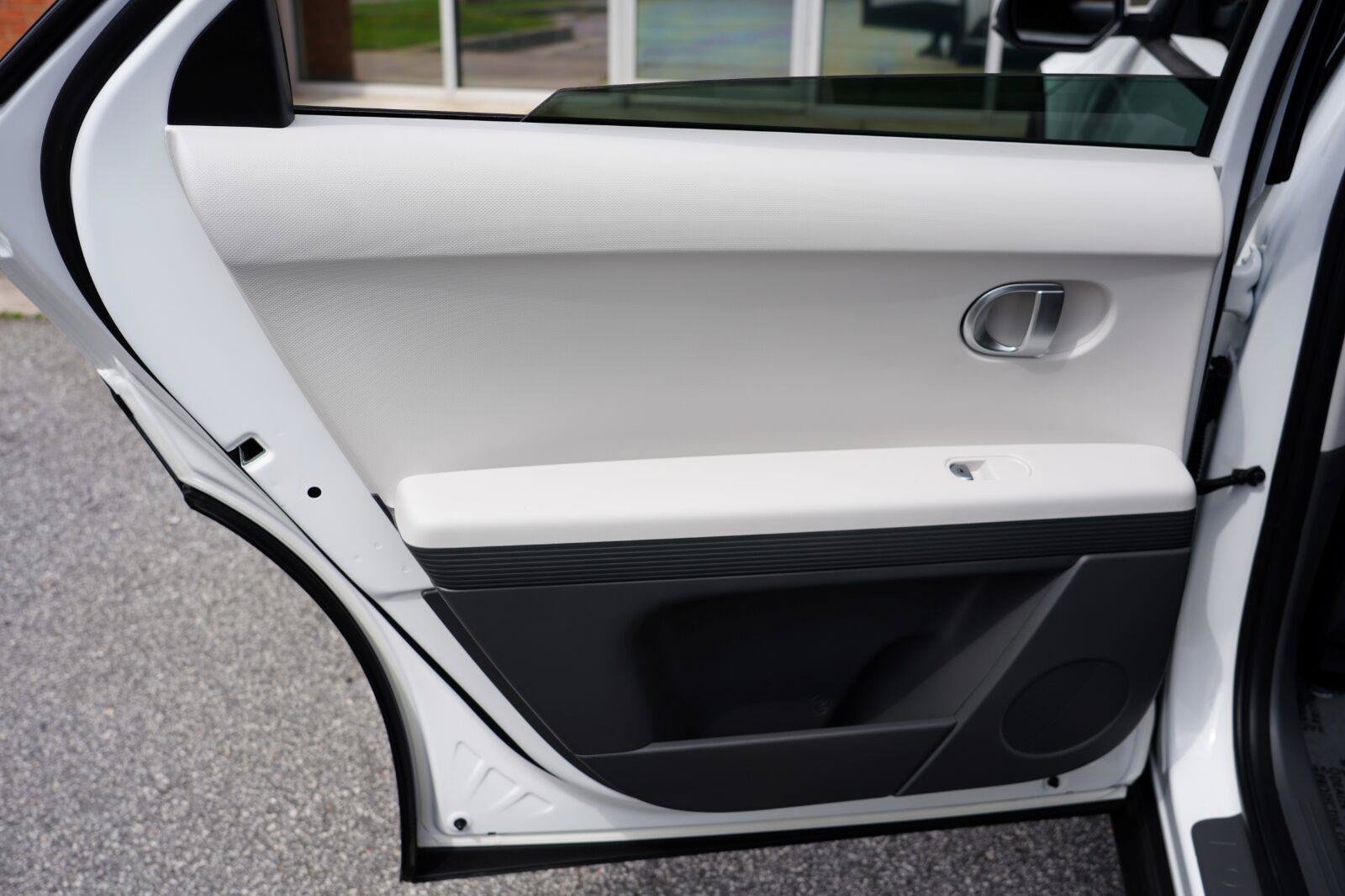 Used 2024 Hyundai Ioniq 5 SEL RWD image 42