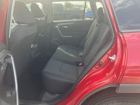 Used 2025 Toyota RAV4 XLE FWD image 8