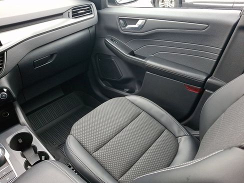 Certified 2023 Ford Escape SE image 15