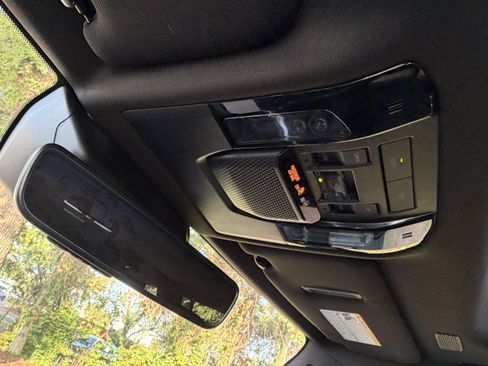 Used 2024 Lexus GX 550 AWD/4WD image 29