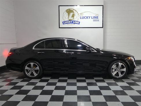 Used 2020 Mercedes-Benz E 350 4MATIC Sedan w/ Premium Package image 6