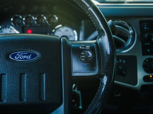 Used 2008 Ford F250 FX4 image 28