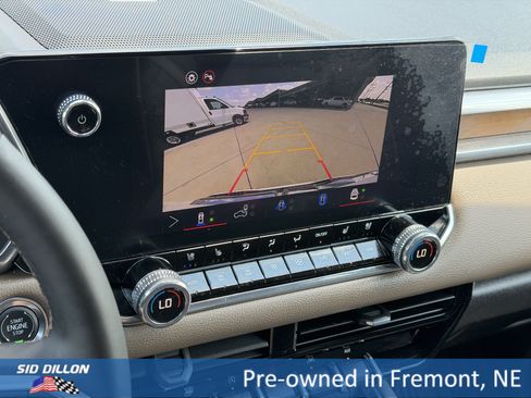 Certified 2026 GMC Canyon Denali AWD/4WD image 9