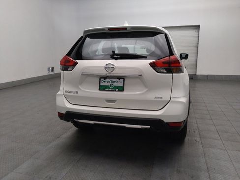 Used 2019 Nissan Rogue S AWD/4WD image 7