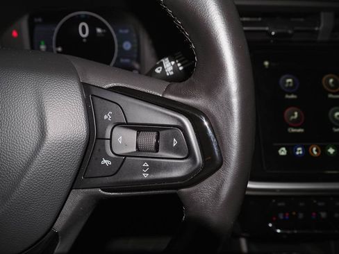 Used 2023 Chevrolet Bolt EUV LT w/ Convenience Package image 29