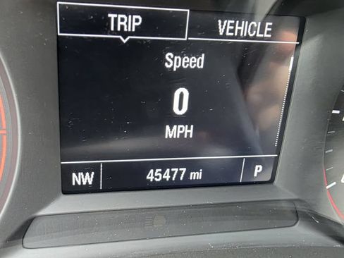 Used 2024 Chevrolet Trax RS w/ Driver Confidence Package FWD image 23