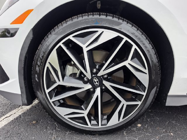 Used 2023 Hyundai Ioniq 6 Limited AWD/4WD image 17