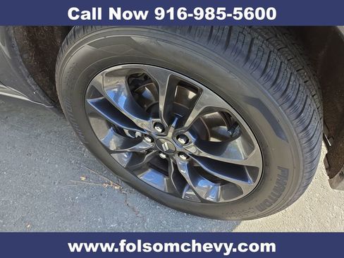 Used 2024 Dodge Durango GT image 2